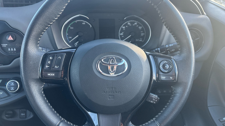 Toyota Yaris 1.5 Hybrid Icon 5dr CVT Hybrid Hatchback